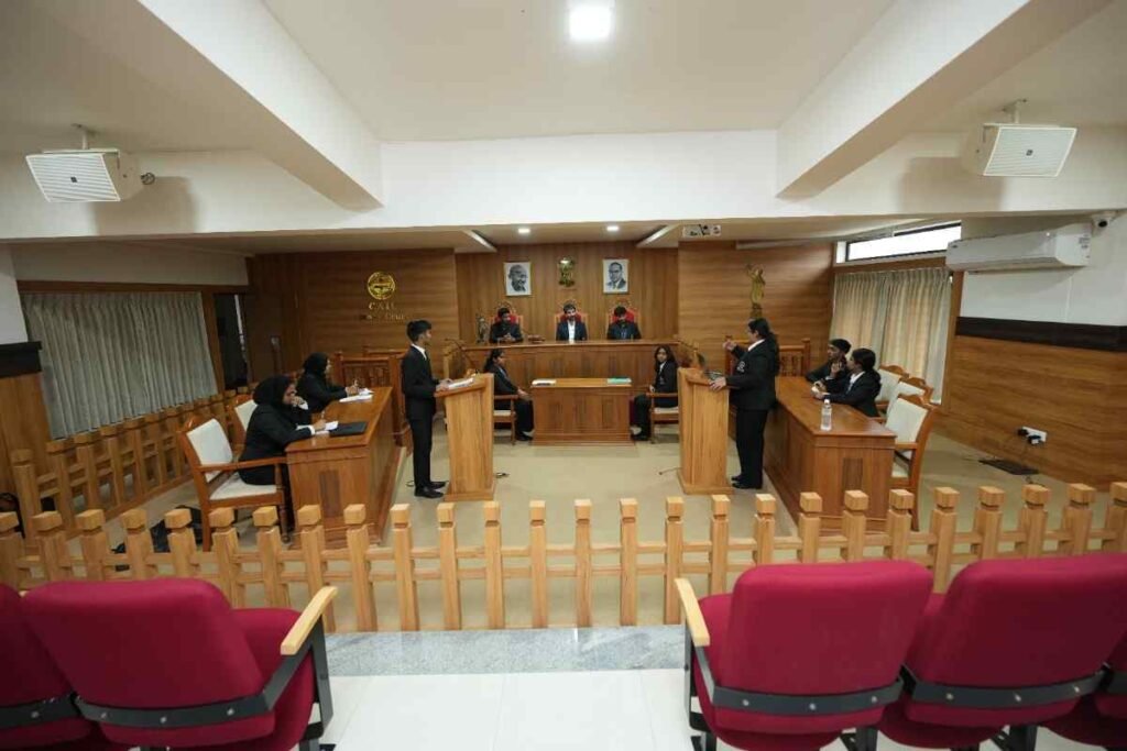 MOOTCOURT